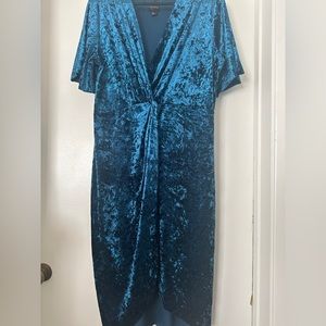 Gorgeous soft teal blue dress holiday soft classy